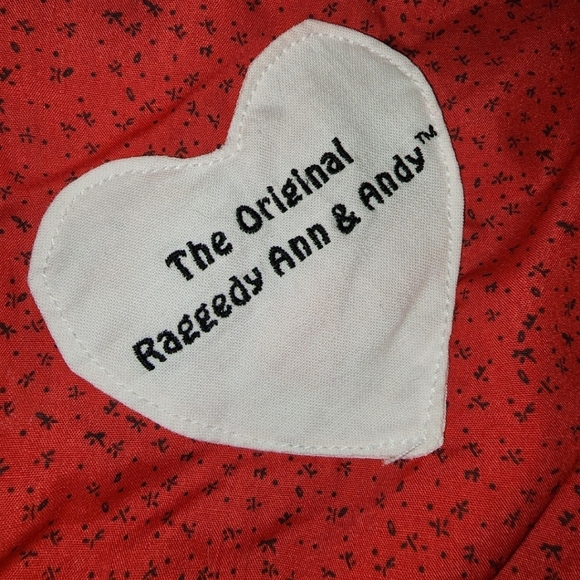 Vintage Raggedy Ann & Andy Large Dolls & comforter - Picture 6 of 12